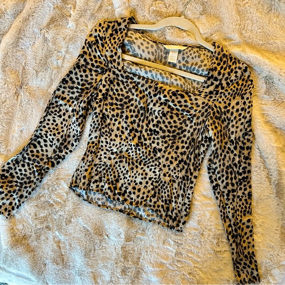 H&M Cheetah Silk Blouse (NWOT) - Picture 3 of 4